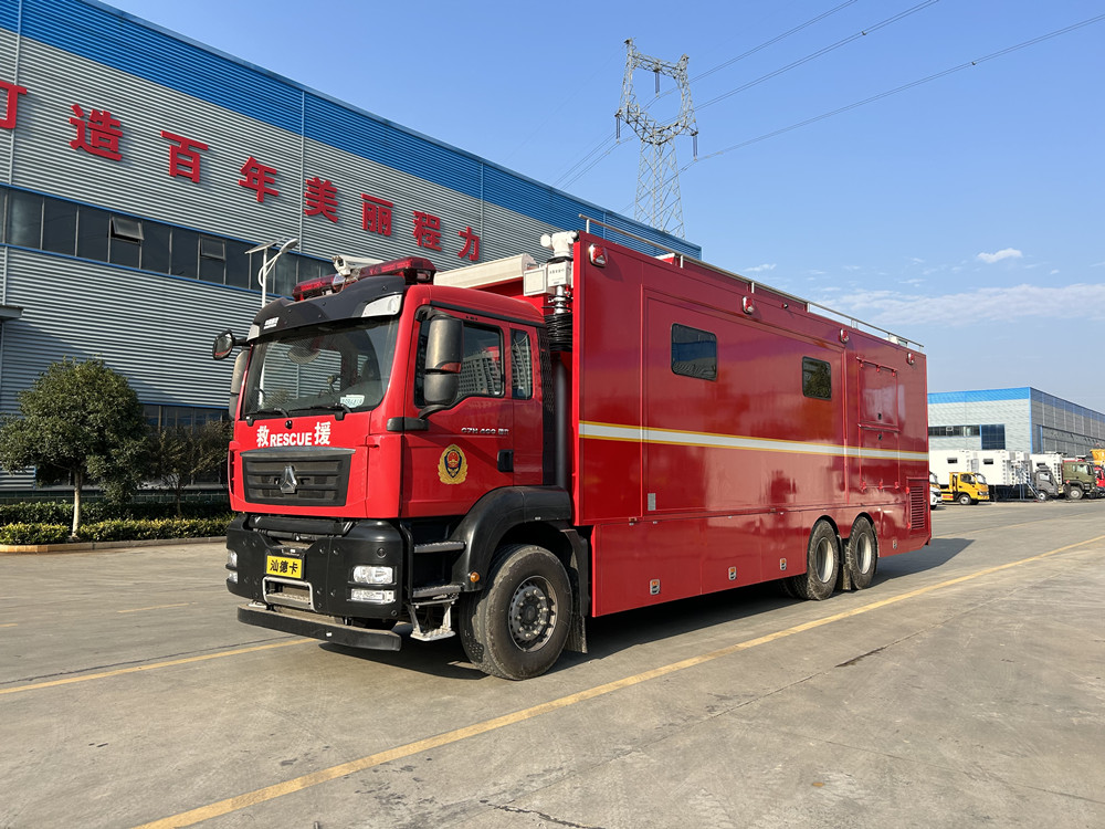 丰田红杉指挥车