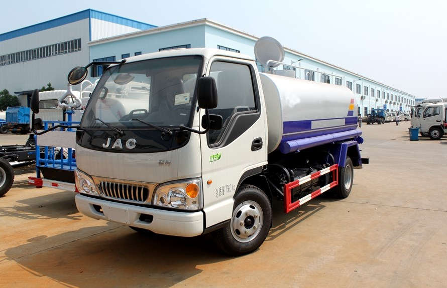 庆铃五十铃5吨洒水车