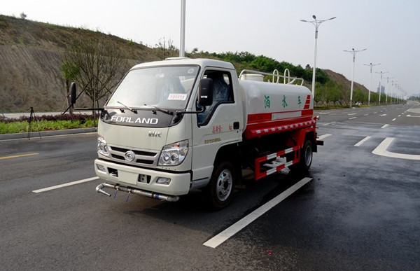 庆铃五十铃5吨洒水车